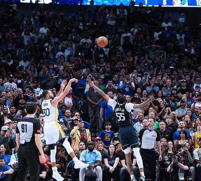 九游-杜兰特焦点对战，穆雷与30激战热火分钟，出色发挥胜负难料！再创辉煌时刻的简单介绍